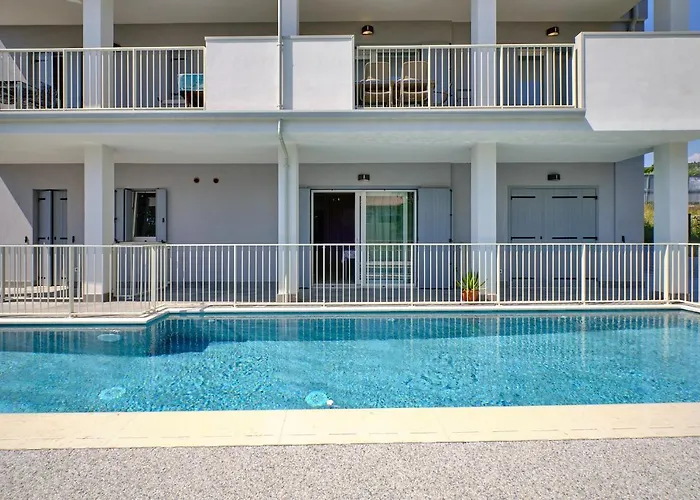 Apartmentsgarda - Residenza Monte Baldo - Garda