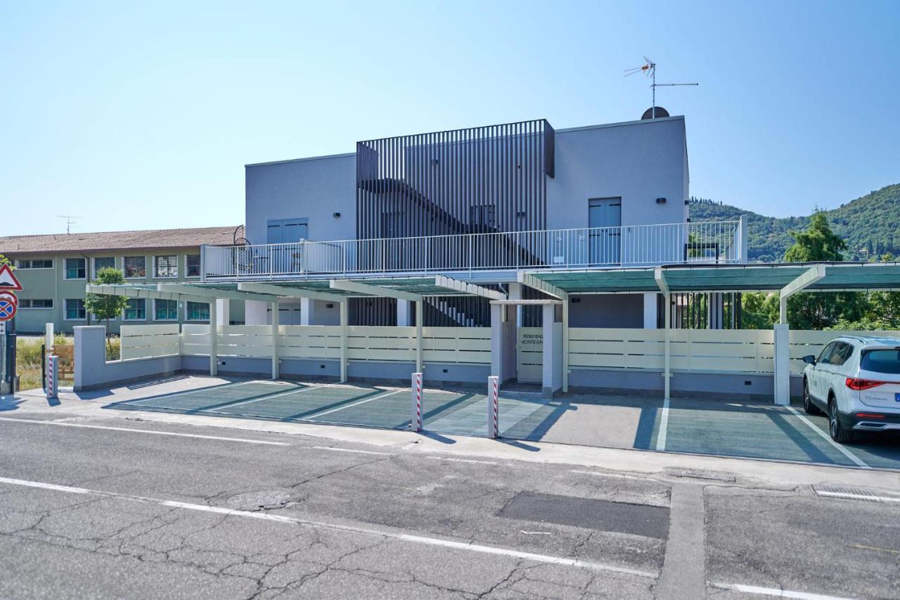 Apartmentsgarda - Residenza Monte Baldo - Garda Apartment Garda (Verona)